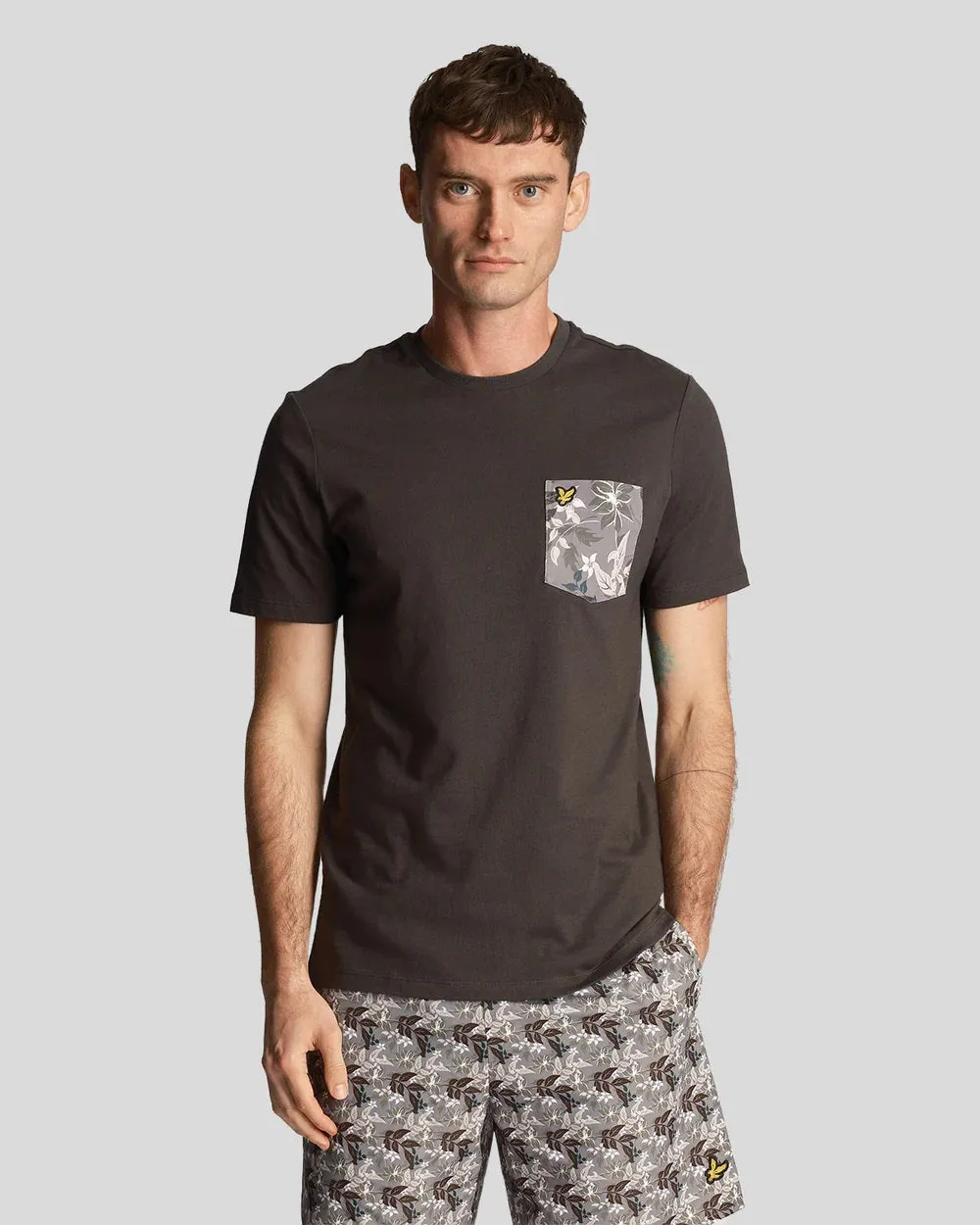 Lyle & Scott Floral Pocket T-Shirt
