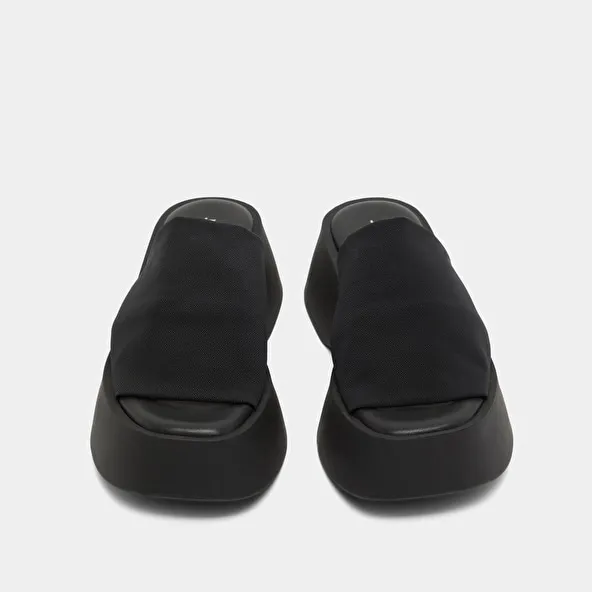 Open toe mules in black textile
